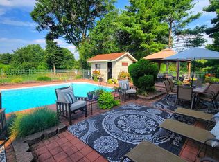 2617 Williamsburg Cir, Chambersburg, PA 17202