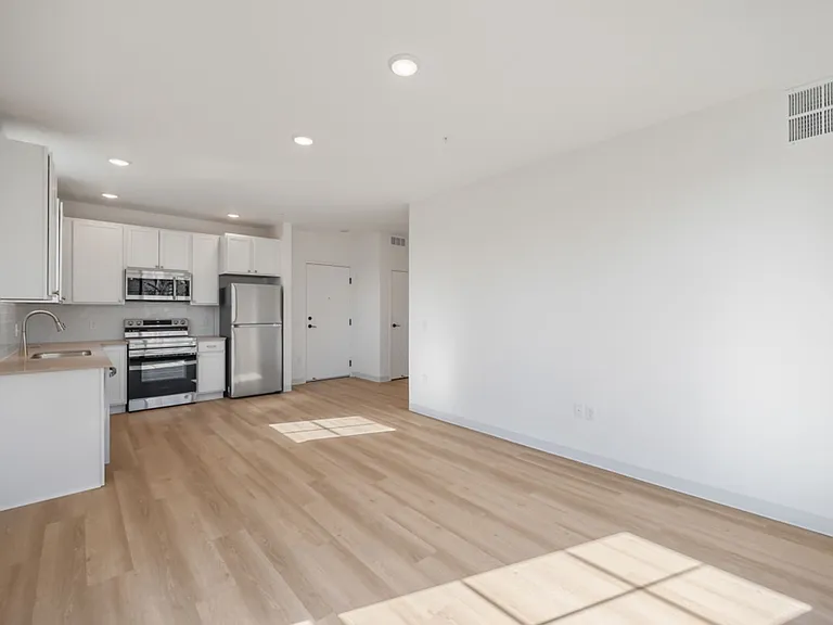 West Light Apartments - Brand New — Photo 149