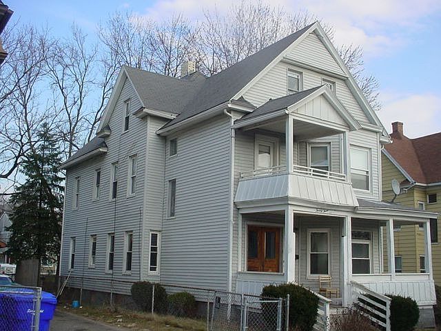 2nd image of 23 Murray Hill Ave