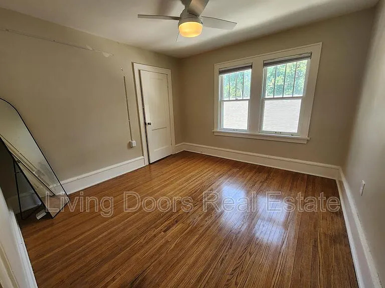 2300 Sewell St — Photo 15