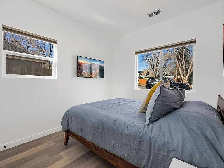 404 N Grant Ave — Photo 6