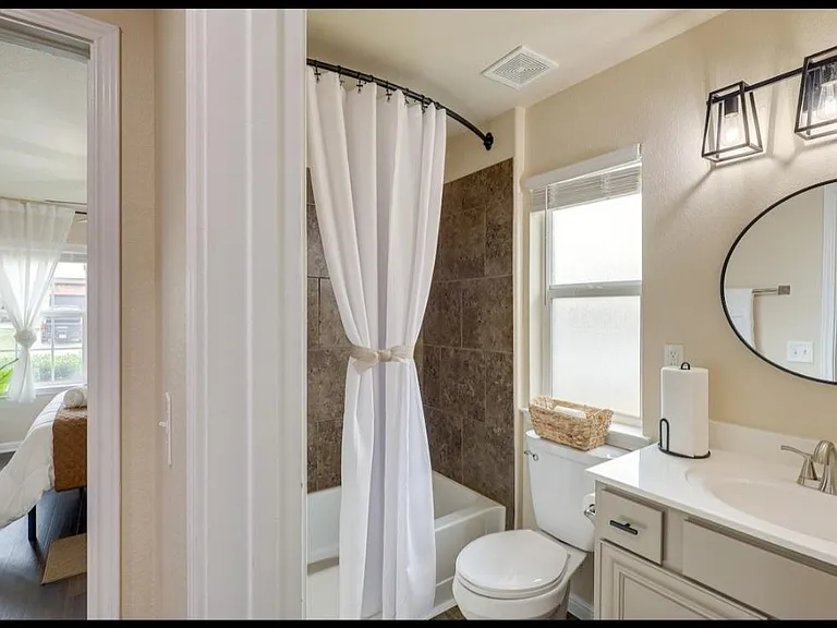 106 W Libra Dr — Photo 10