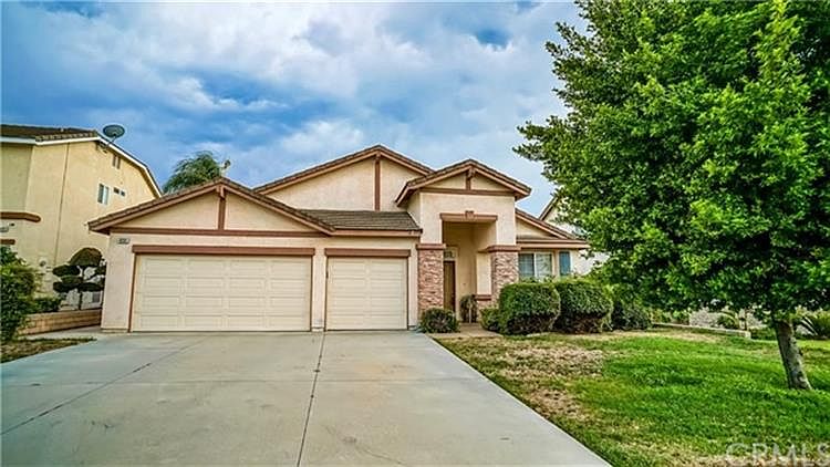 1st image of 4261 Lombardy Ln