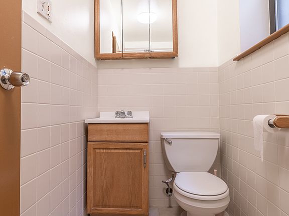 5th image of 359 Stockholm St #2LL