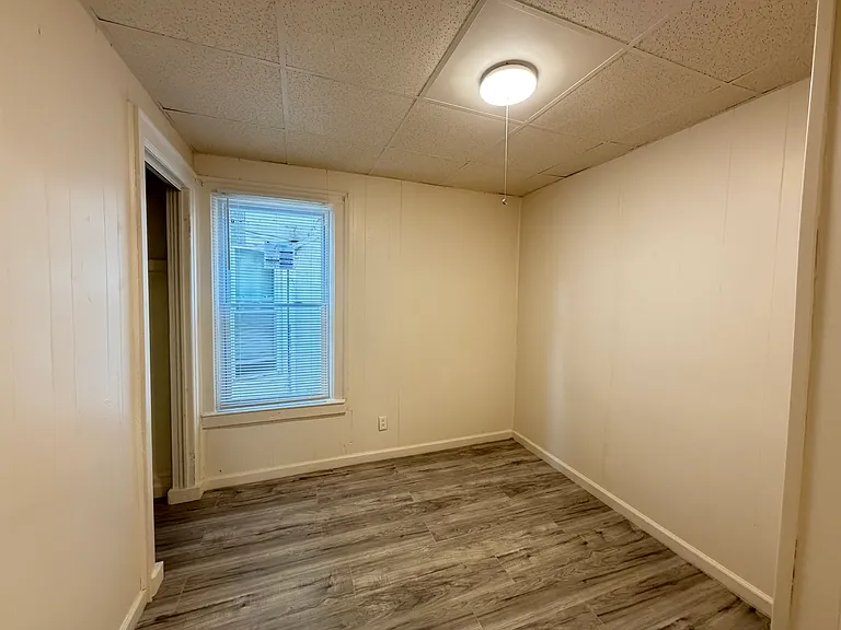 67 Barton St #2 — Photo 18