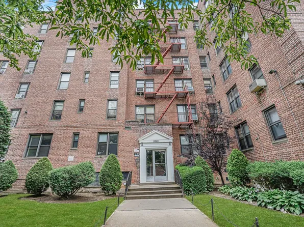 2685 East Seventh Street image 22 of 25