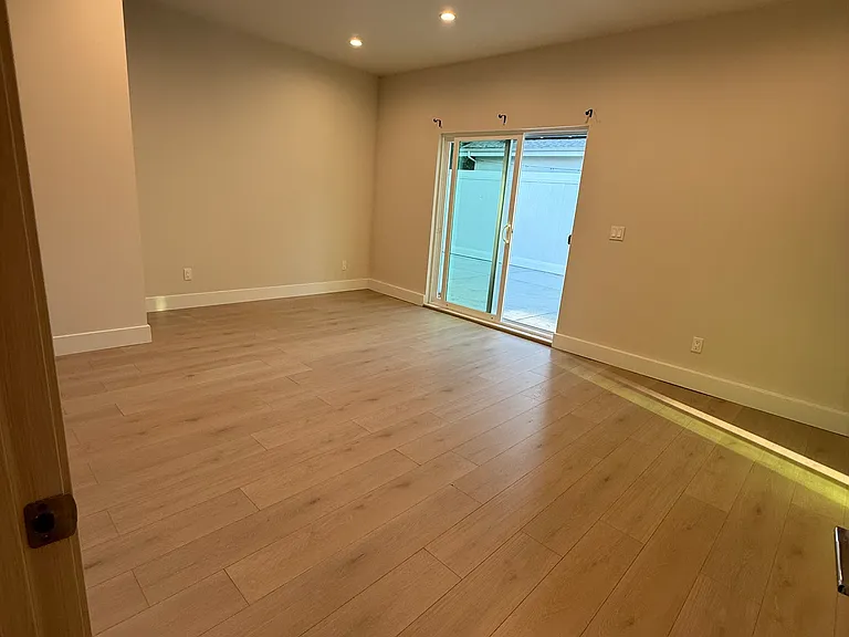 17642 Tribune St — Photo 3
