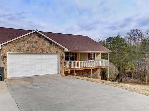 2nd image of 3008 Willow Pond Dr