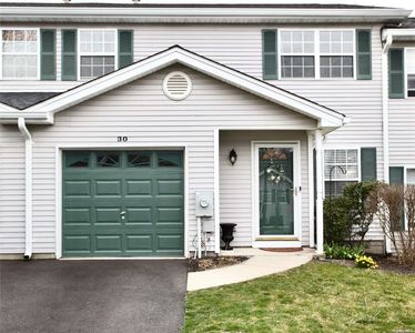 30 Biltmore Circle #30, Huntington Station, NY, 11746