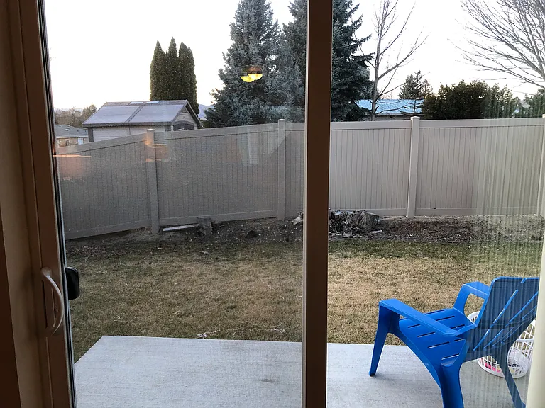 1010 N Devon Ave — Photo 6