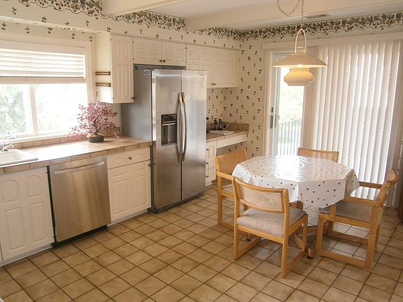 5th image of 6 Oak Brook Club Dr APT K306