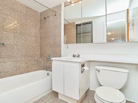 Rented by REAL New York | media 10