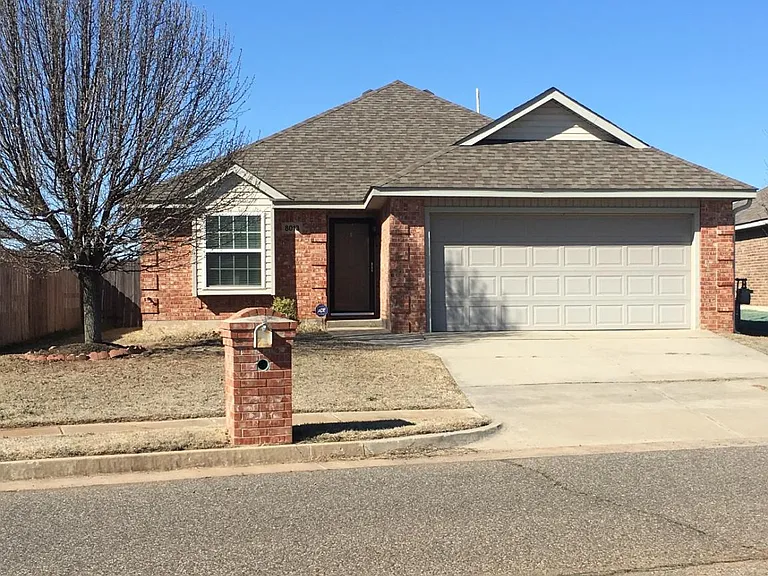 8013 Frye Ln — Photo 1