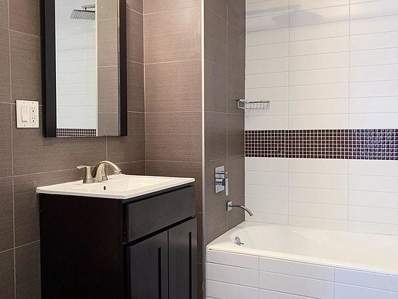 4th image of 80 Meserole St #D1