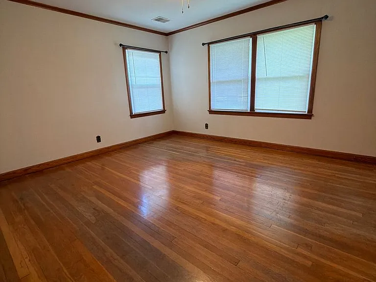 41 Summar Dr — Photo 10