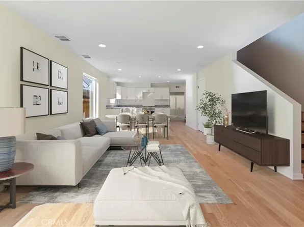 1329 E 100th St E, Los Angeles, CA 90002