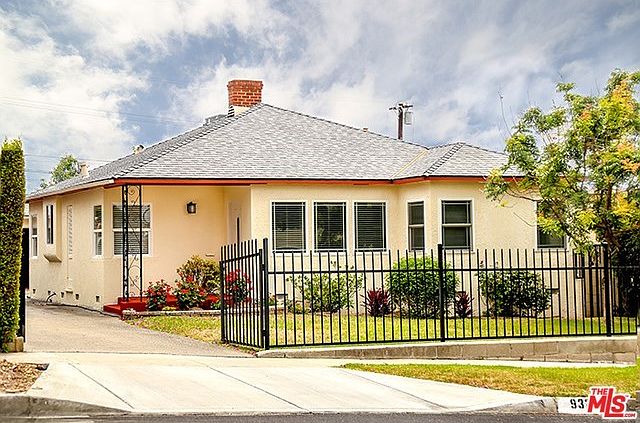 1st image of 932 E Orange Grove Ave