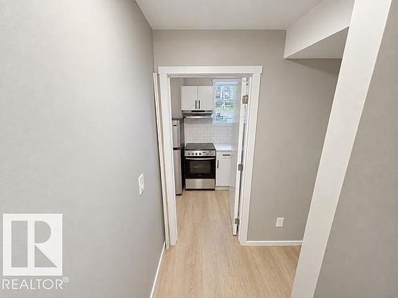 4th image of 12038 62nd St NW