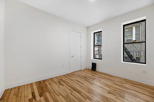 Rented by REAL New York | media 18