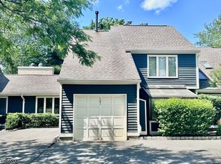 101 Village Dr #101, Basking Ridge, NJ 07920