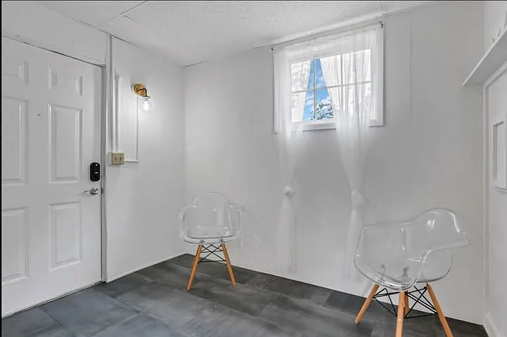 82 Price Ave #B — Photo 35