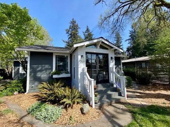 11508 16th Ave NE, Seattle, WA 98125