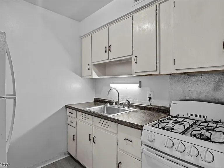 3030 S Moreland Blvd #2 — Photo 10