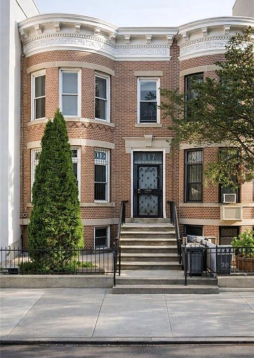 1st image of 817 55th St