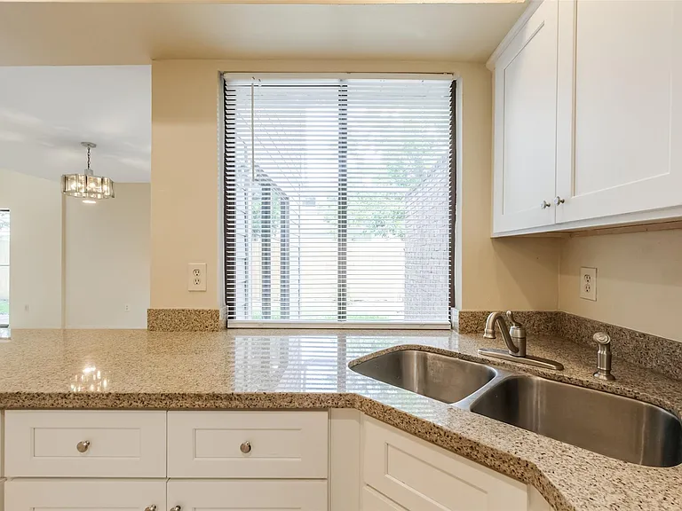 514 Shady Dale Dr — Photo 15