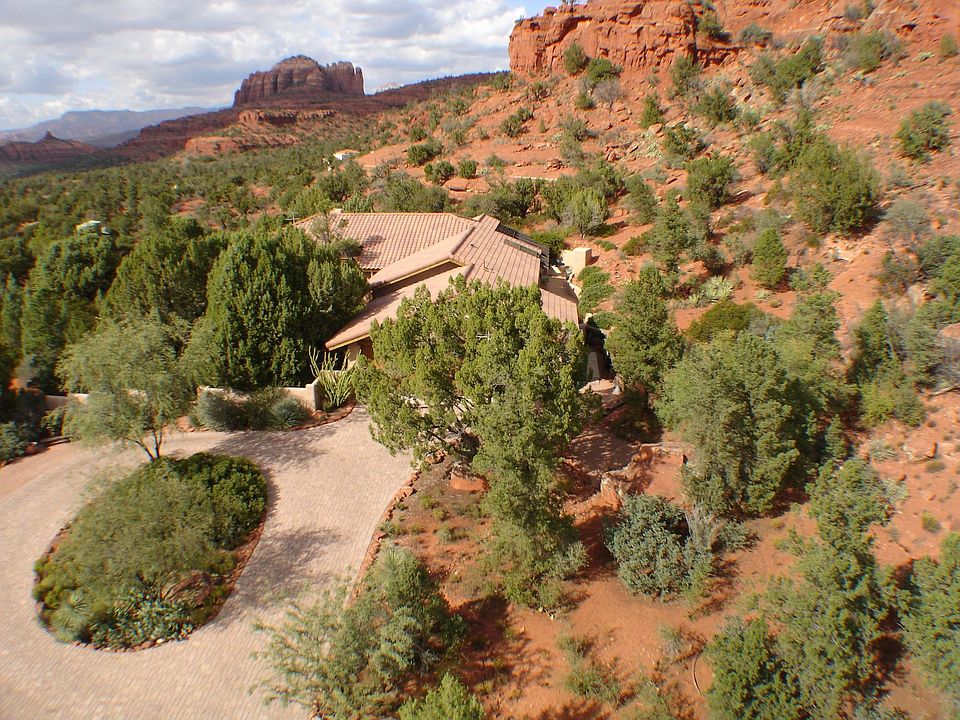 Abutting National Forest