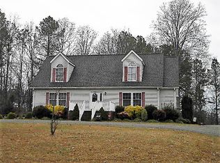 1659 Slayton Rd, Sutherlin, VA 24594