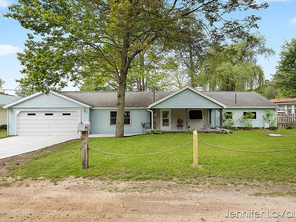 1st image of 1031 S Coolidge Dr