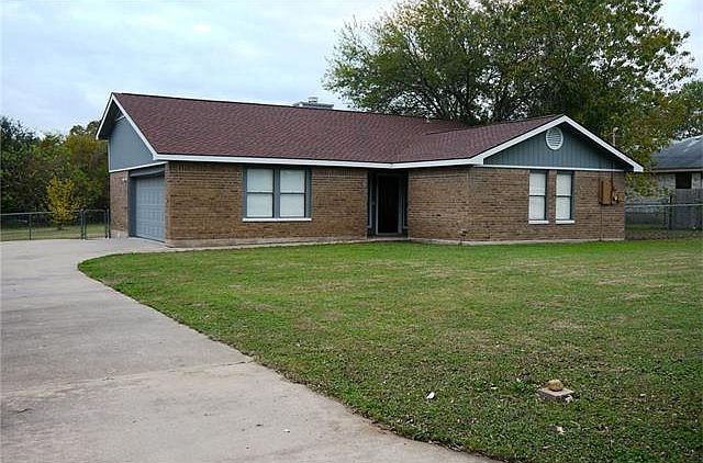 1st image of 1502 Cedar Park Dr