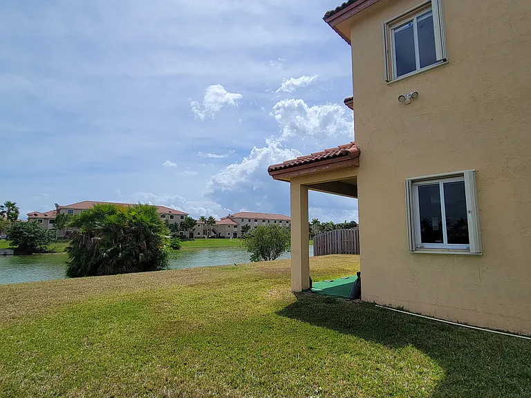 8780 SW 223rd Ter — Photo 36