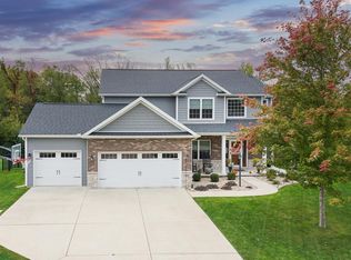 109 Dode Dr, Downs, IL 61736