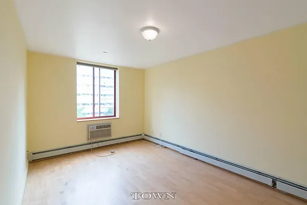 Rented by Town Residential | media 35