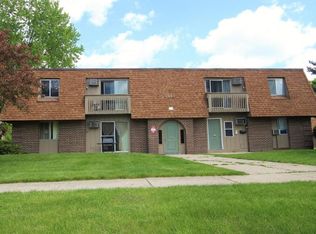 3610 Richmond St APT 11, Lansing, MI 48911