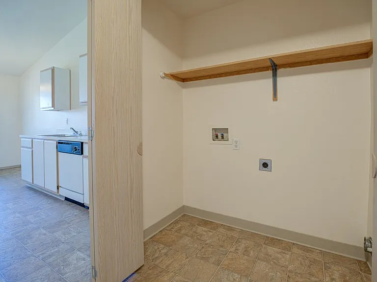 #294 FIELDSTONE APARTMENTS — Photo 16