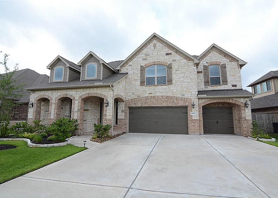 1st image of 18606 Hardy Trace Dr