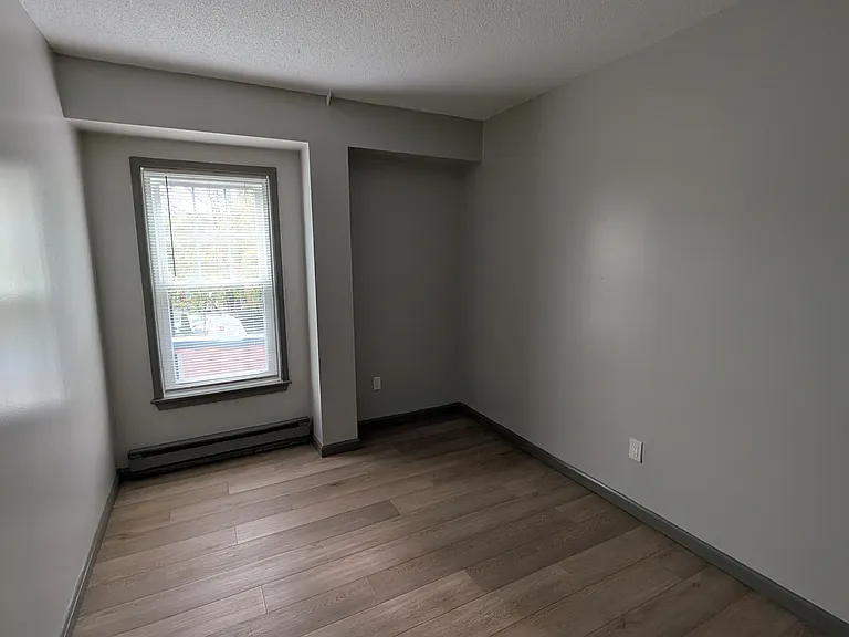 305B5 S Main St #B05 — Photo 8