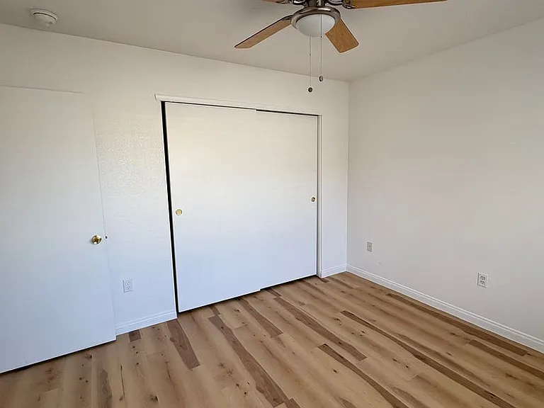 5230 E Owens Ave — Photo 8