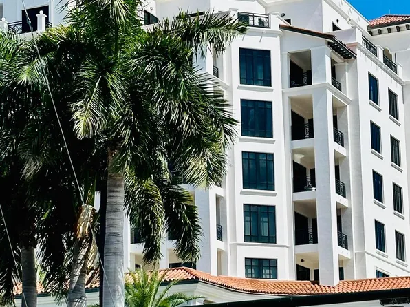 200 E Palmetto Park Road #18, Boca Raton, FL 33432