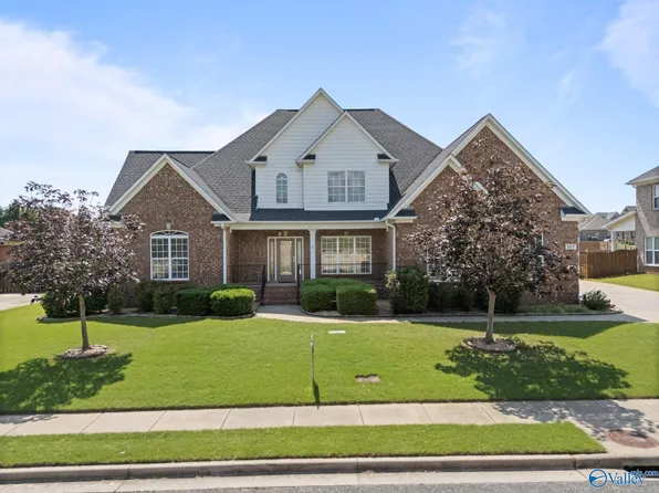 107 Natures View Ln SW, Huntsville, AL 35824