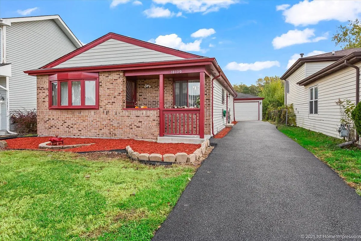 18109 Idlewild Dr photo 1