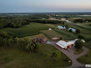 4320 Deer Ridge Rd, Quincy, IL 62305