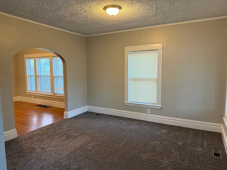 2936 Earle Ave SW — Photo 5