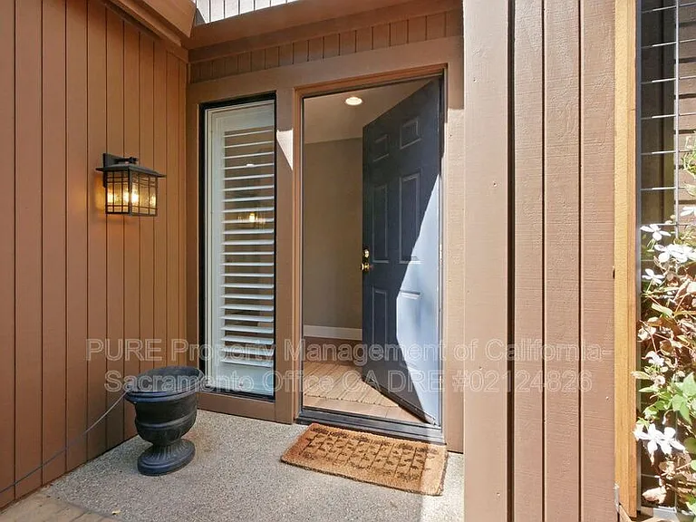 1964 Discovery Village Ln — Photo 11