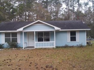 374 Shanklin Rd, Beaufort, SC 29906