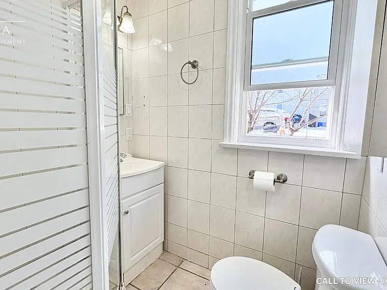 372 Kingsdale Ave #1 — Photo 7