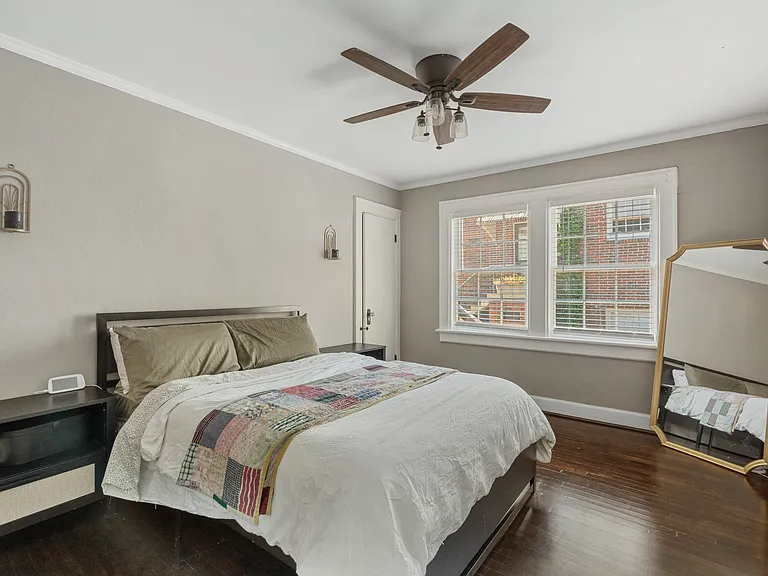 1261 Owsley Ave — Photo 17